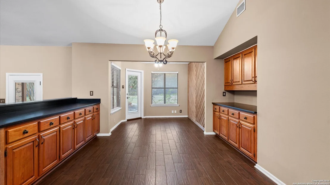 Photo of 9521 Sumac