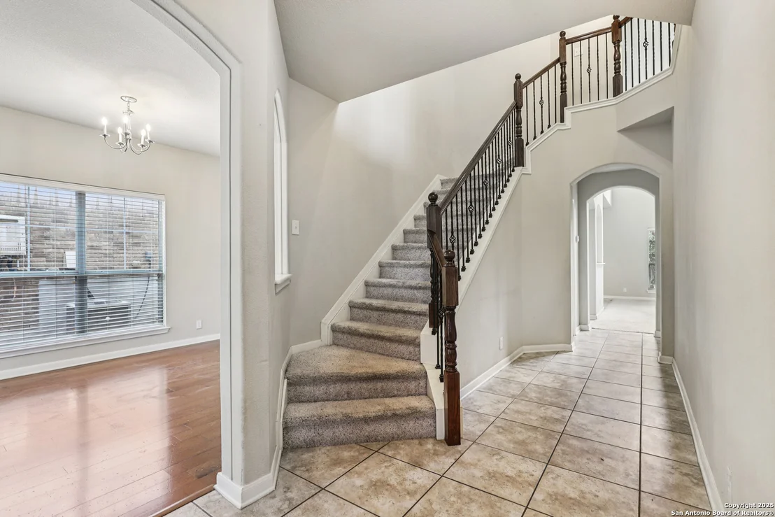 Photo of 7638 Kings Spring