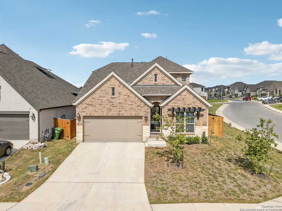Photo of 1493 Pitcher Bend