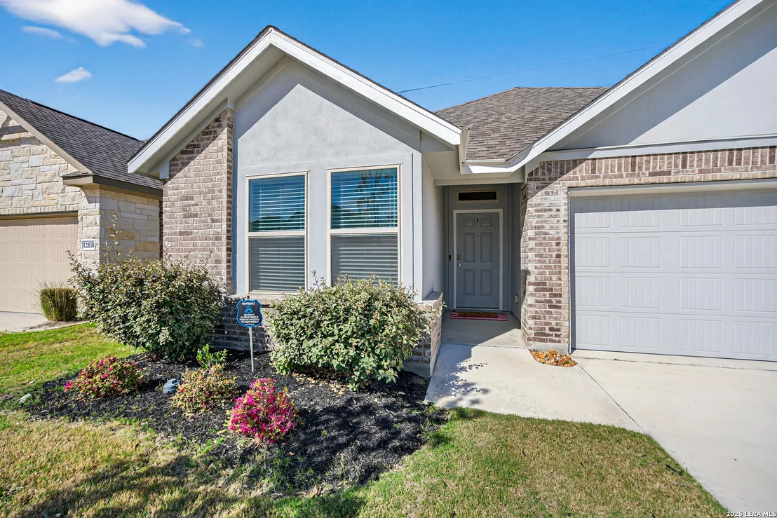Photo of 12834 hush