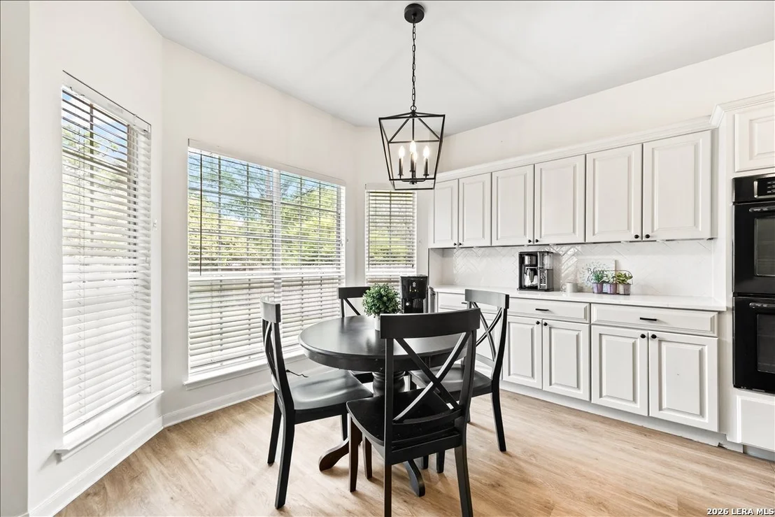 Photo of 18306 Edwards Oaks