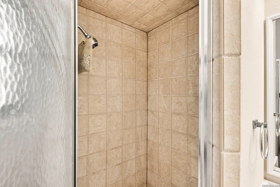 Photo of 102 IRONGATE RD