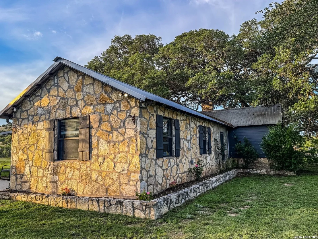 Photo of 3513 N Us Highway 281