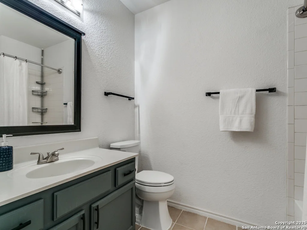 Photo of 9526 Cloverdale