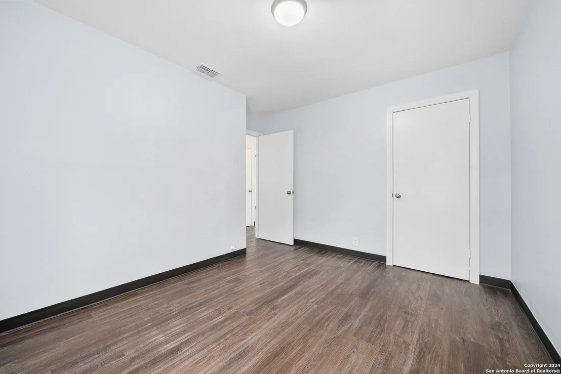 Photo of 1110 Stratton