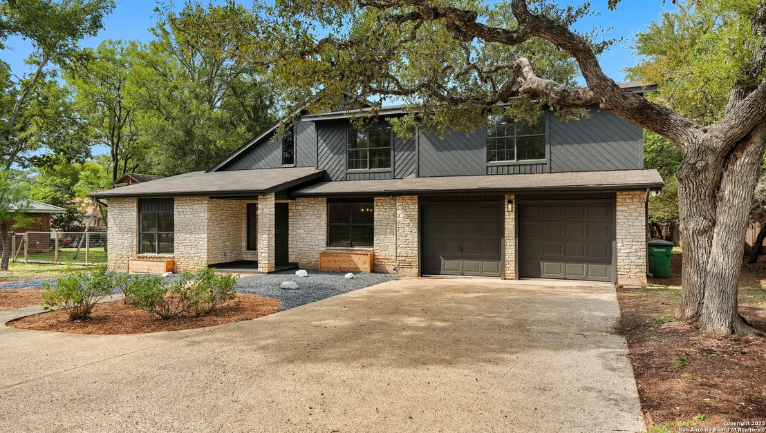 Photo of 1738 Mountjoy