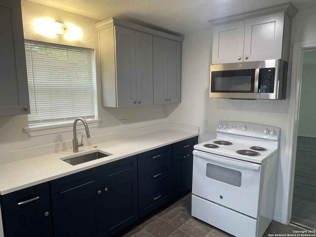 Photo of 605 Avenue M