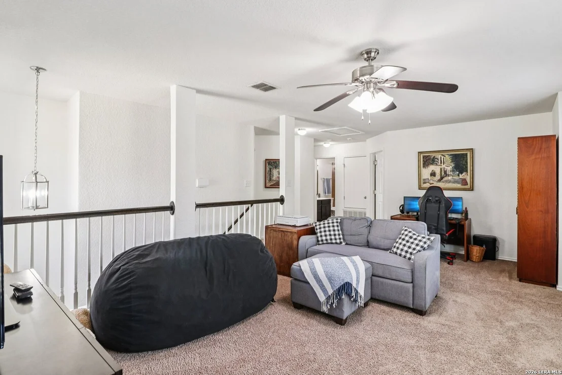 Photo of 7018 Plains