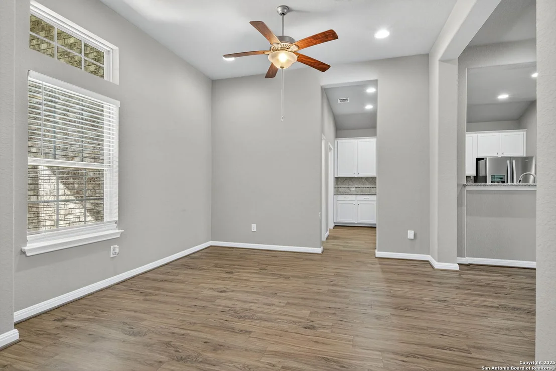 Photo of 9743 Monken