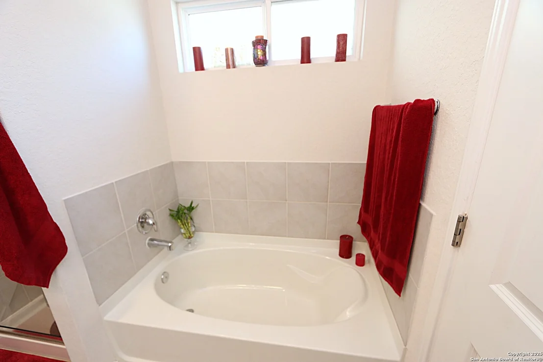 Photo of 9904 BRATTEN RISE