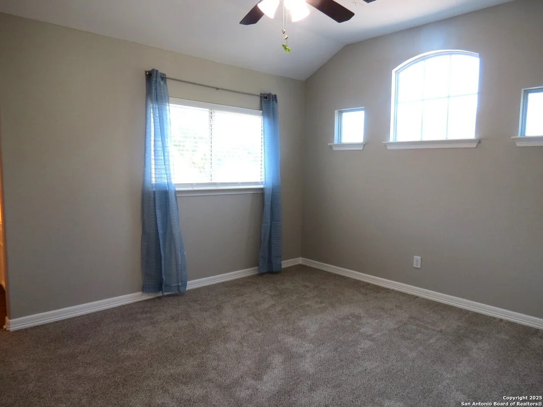 Photo of 342 Maple Way