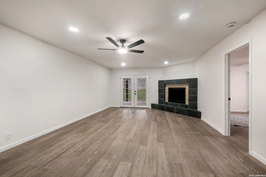 Photo of 5438 Maple Vista