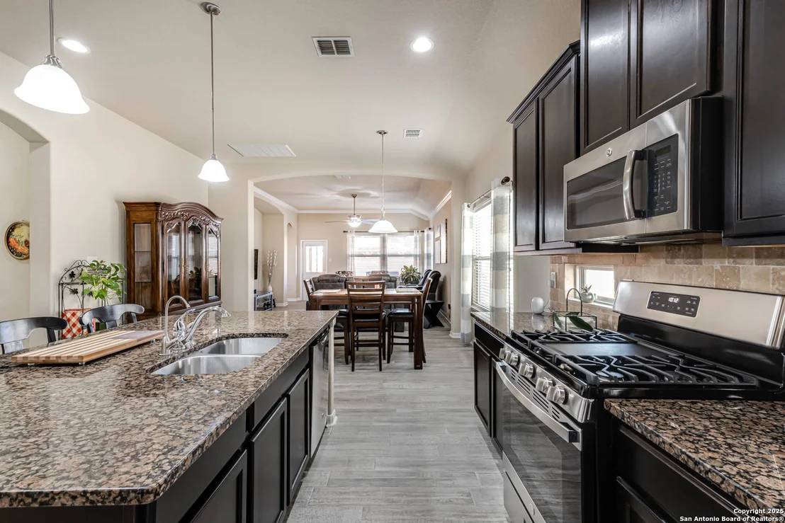 Photo of 8439 MEADOW PLNS