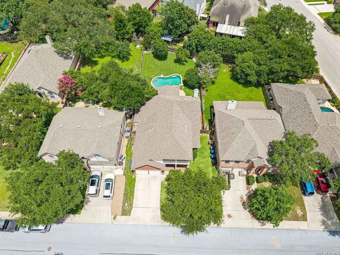 Photo of 24910 Crescent Run