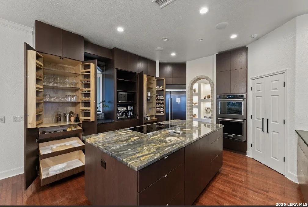 Photo of 120 Eagle Cliff Cir