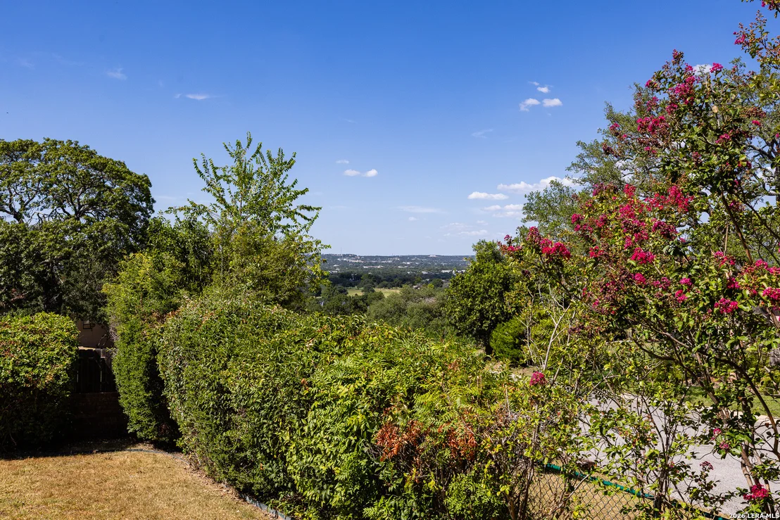 Photo of 304 Spring Mill Dr