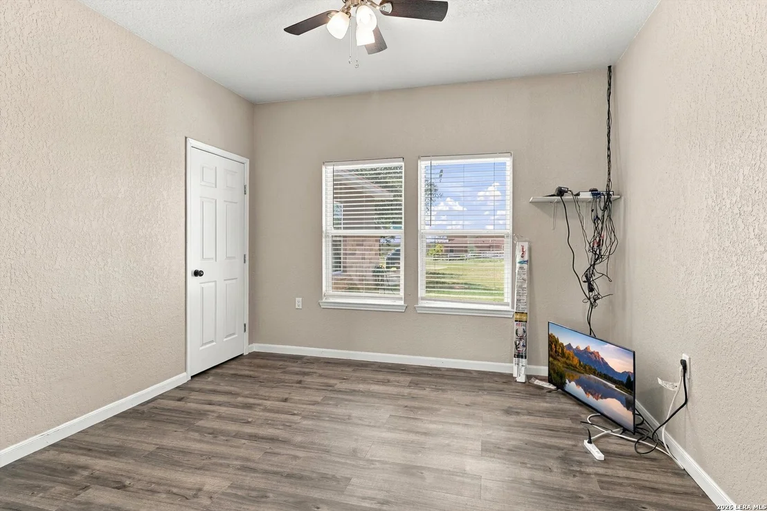 Photo of 39 Eaglerock