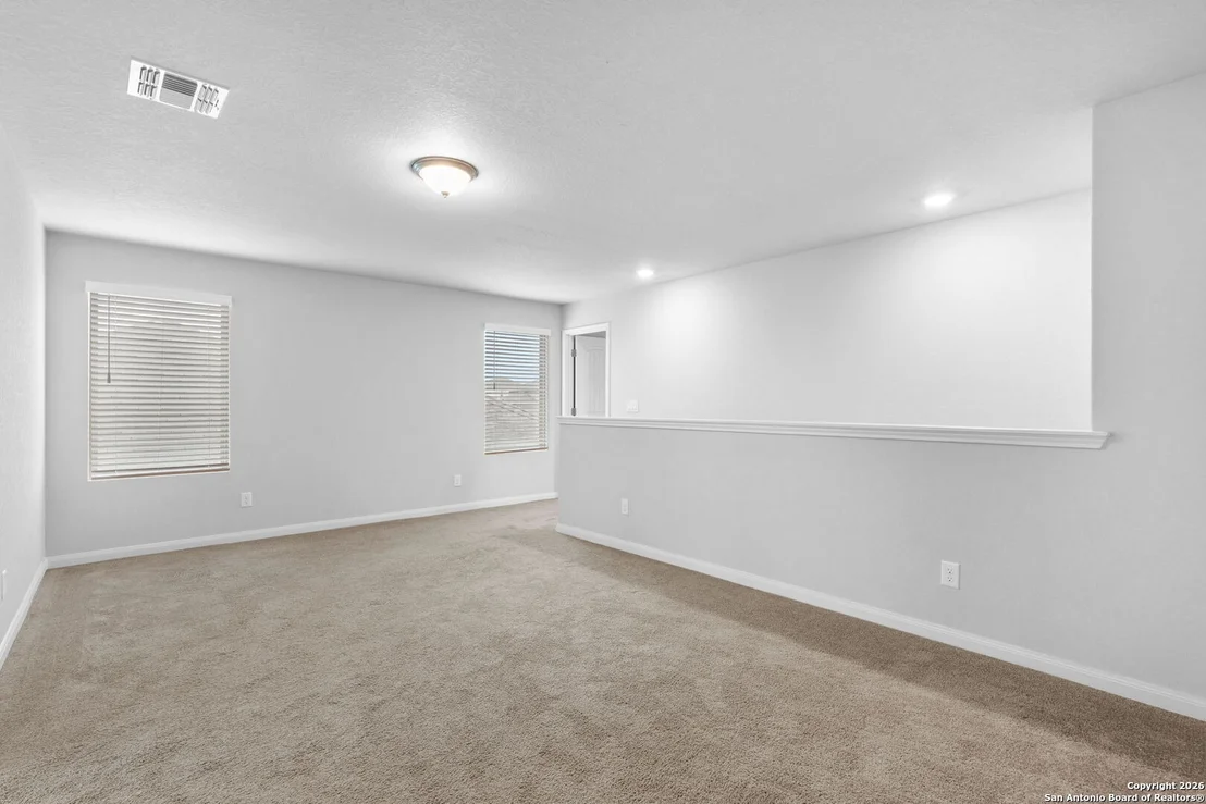 Photo of 251 Antler Bnd