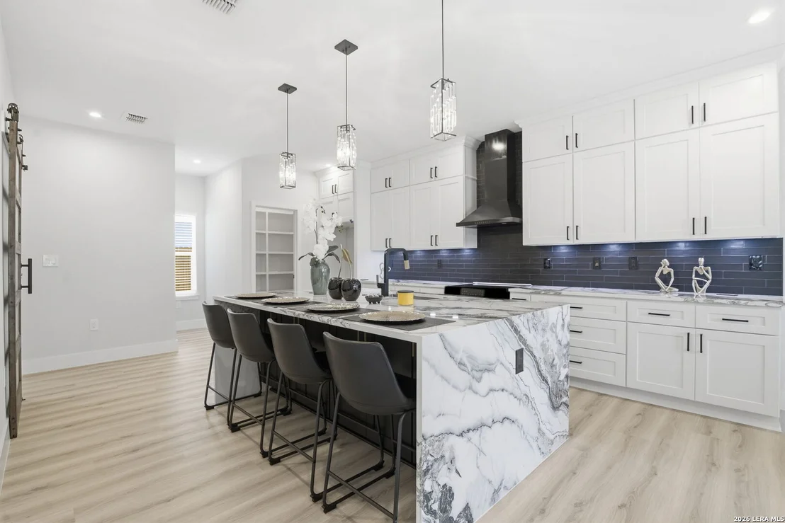 Photo of 1210 Lynx Bend