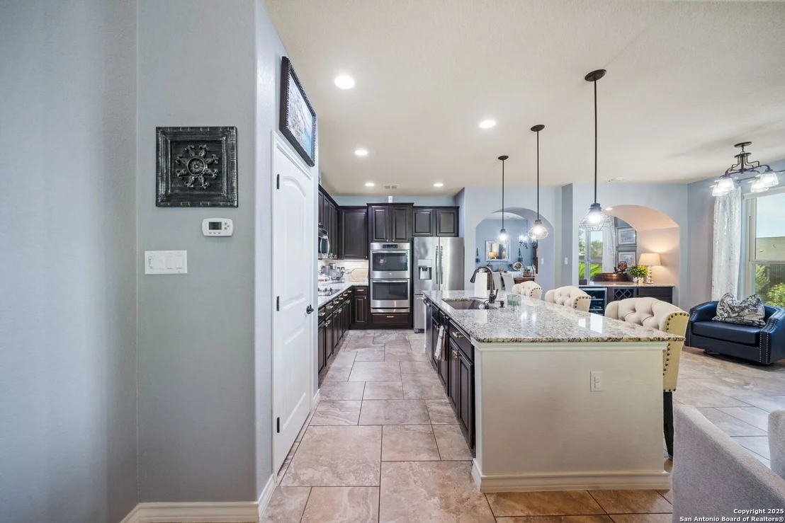 Photo of 505 Saddle Hill