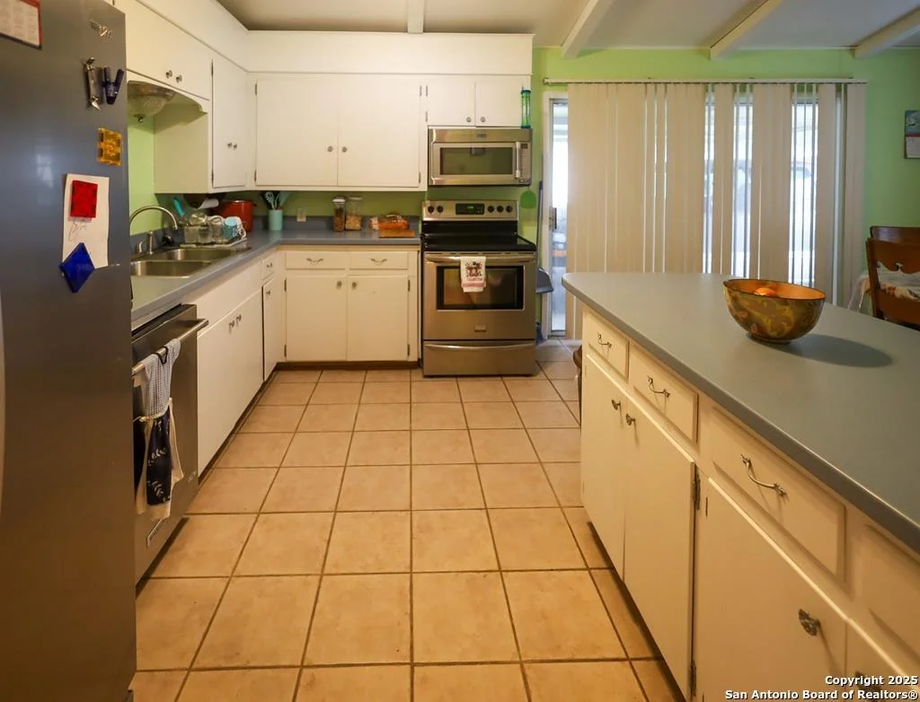 Photo of 1412 Wren Ln