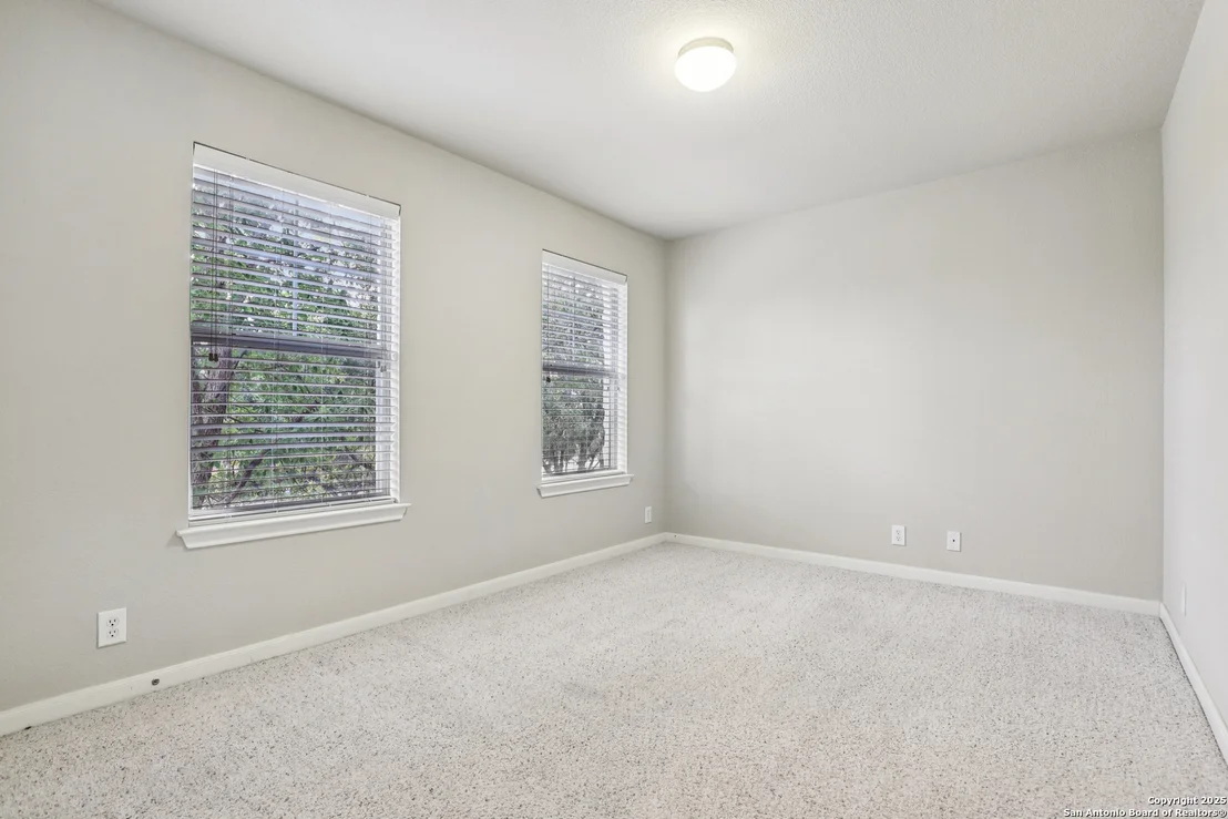 Photo of 7638 Kings Spring