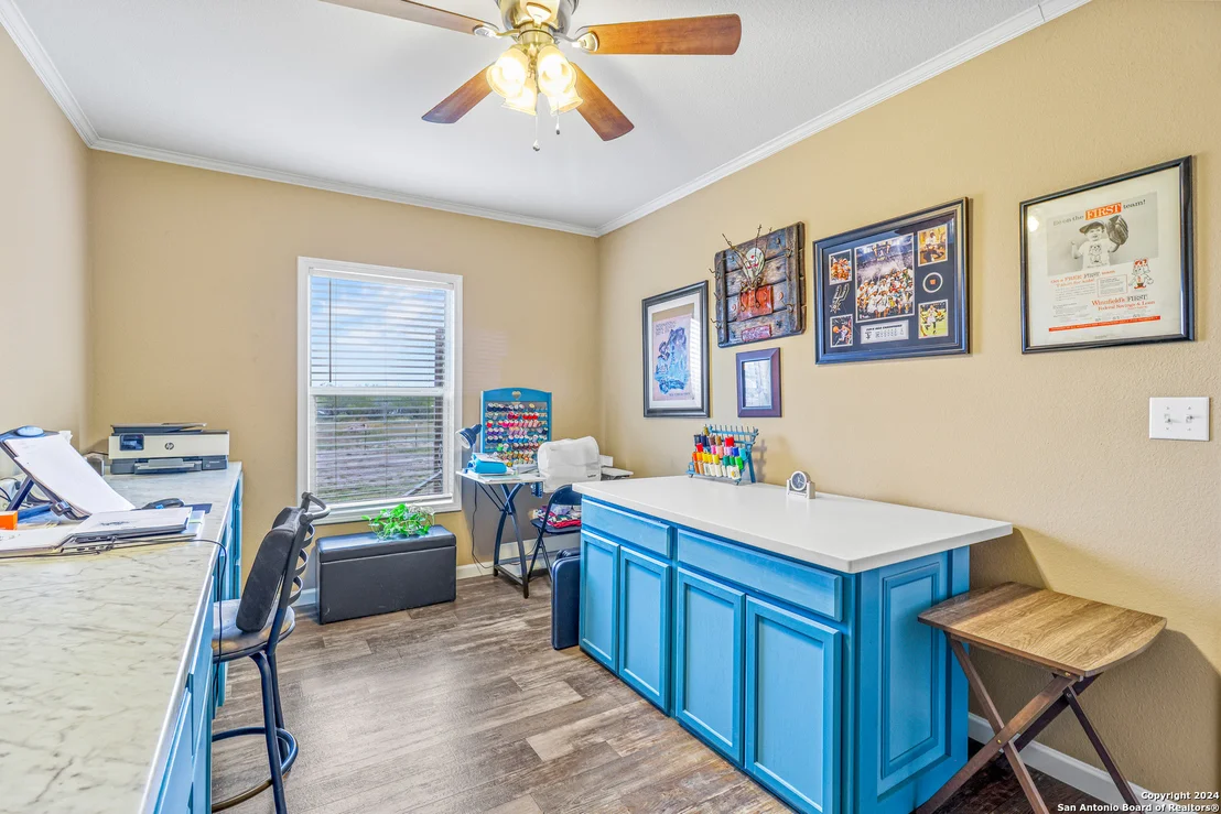 Photo of 609 Country Trail