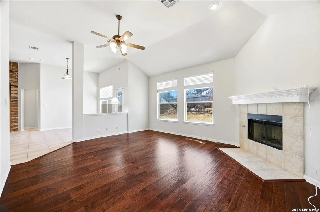 Photo of 13115 Five Brks