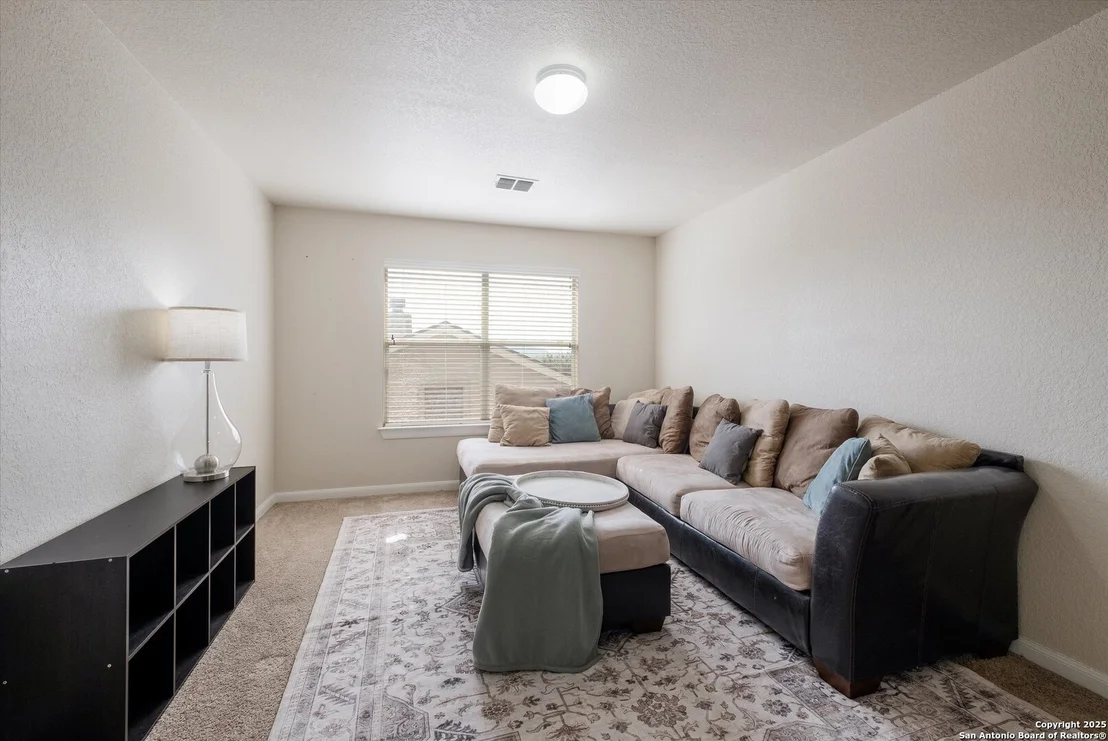 Photo of 8111 Jalane Park