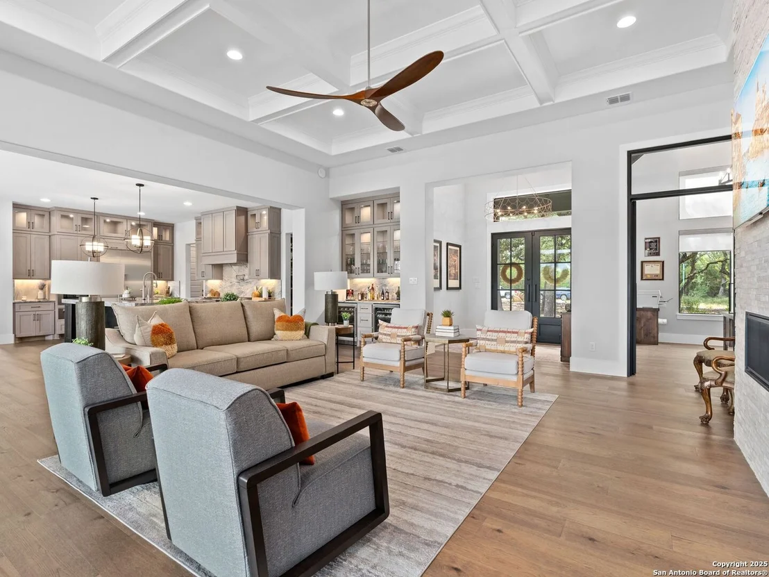 Photo of 207 River Bend