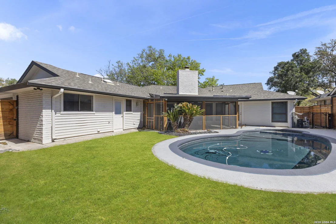 Photo of 1516 Caper