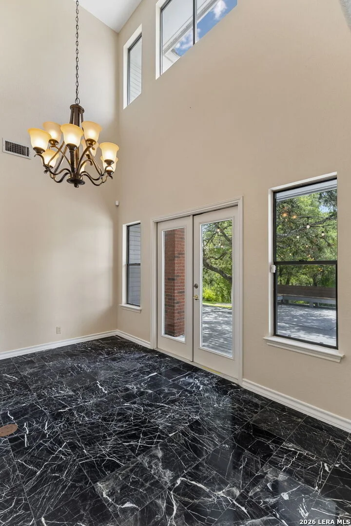 Photo of 14806 Circle J Trl