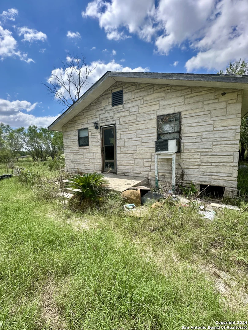 Photo of 14150 LUCKEY RD