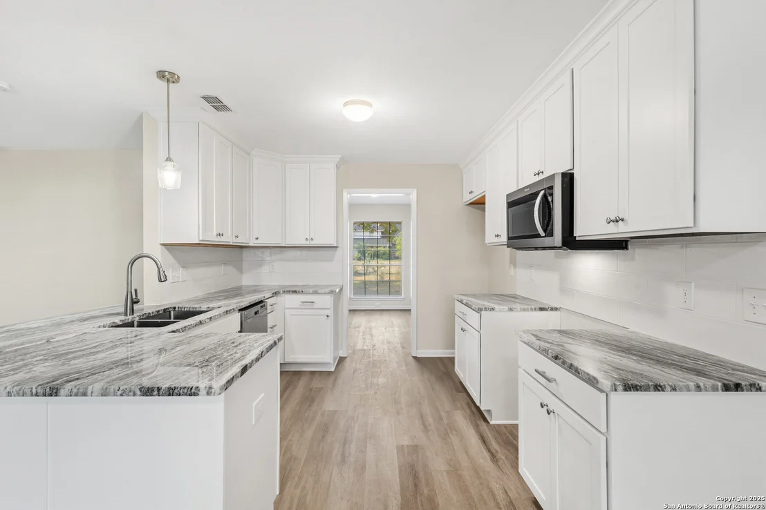 Photo of 6041 Trone Trail