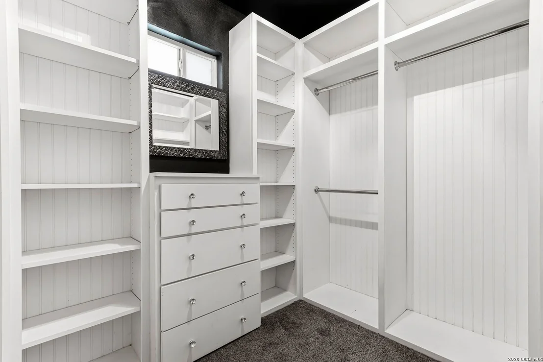 Photo of 3918 OAK TRL