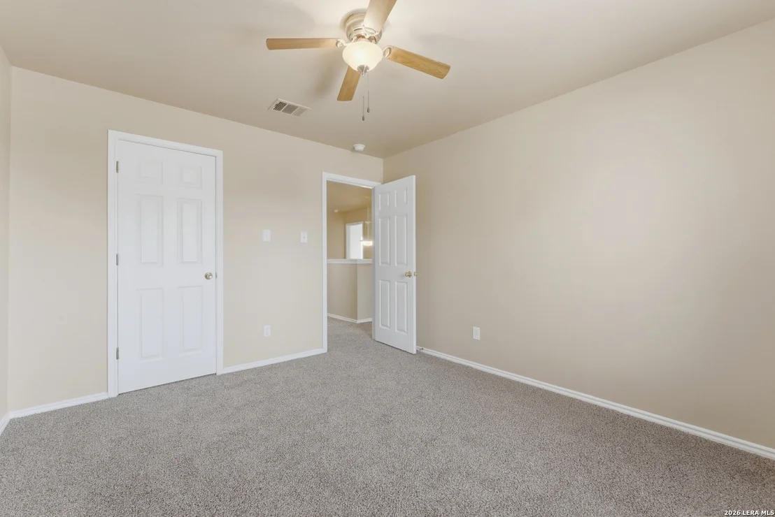 Photo of 1754 Barking Wolf