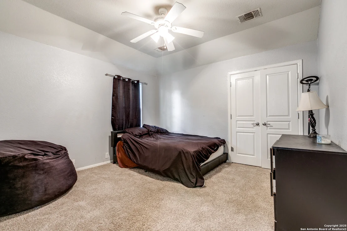 Photo of 1018 Tumbling Oaks