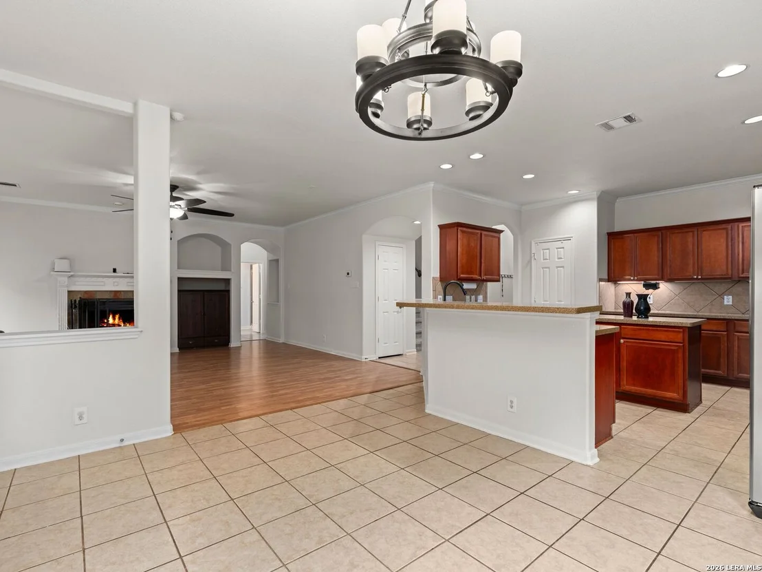 Photo of 703 STABLE GLEN DR