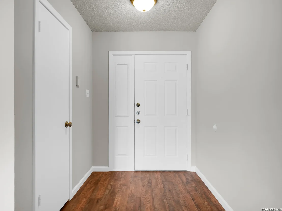 Photo of 7103 Gallery Rdg