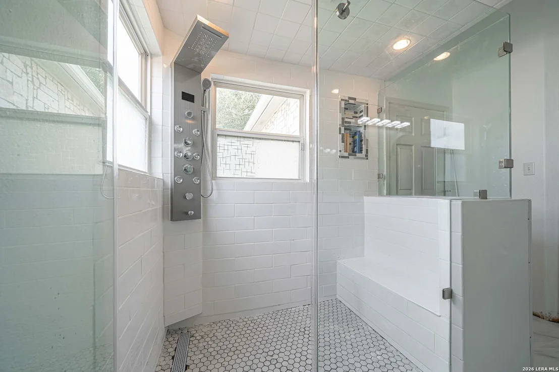 Photo of 165 DAVID CIR