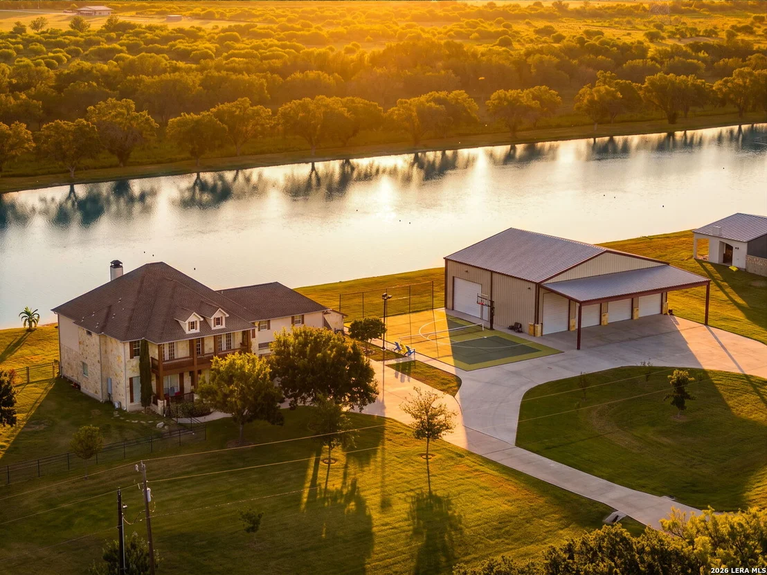 Photo of 311 Ski Plex