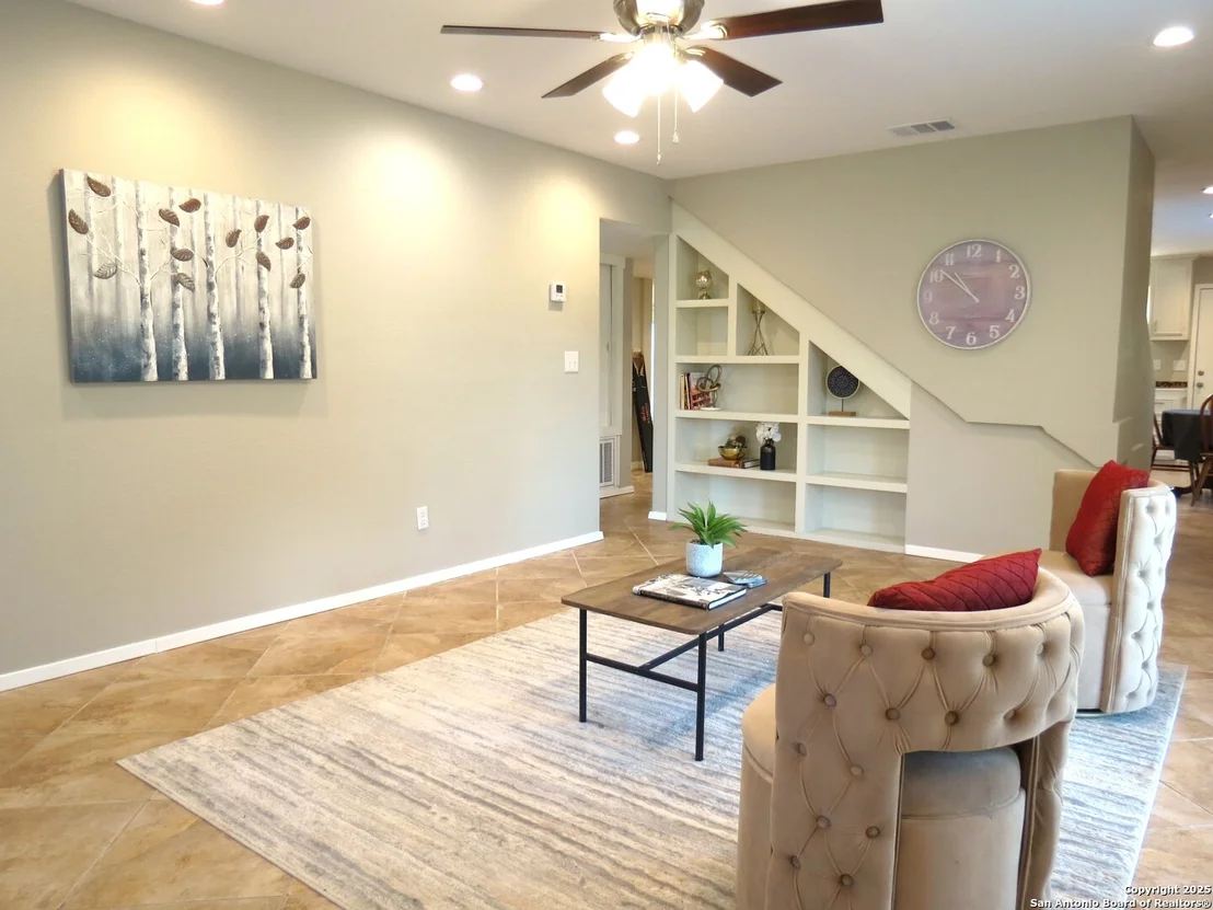 Photo of 226 River Bluff