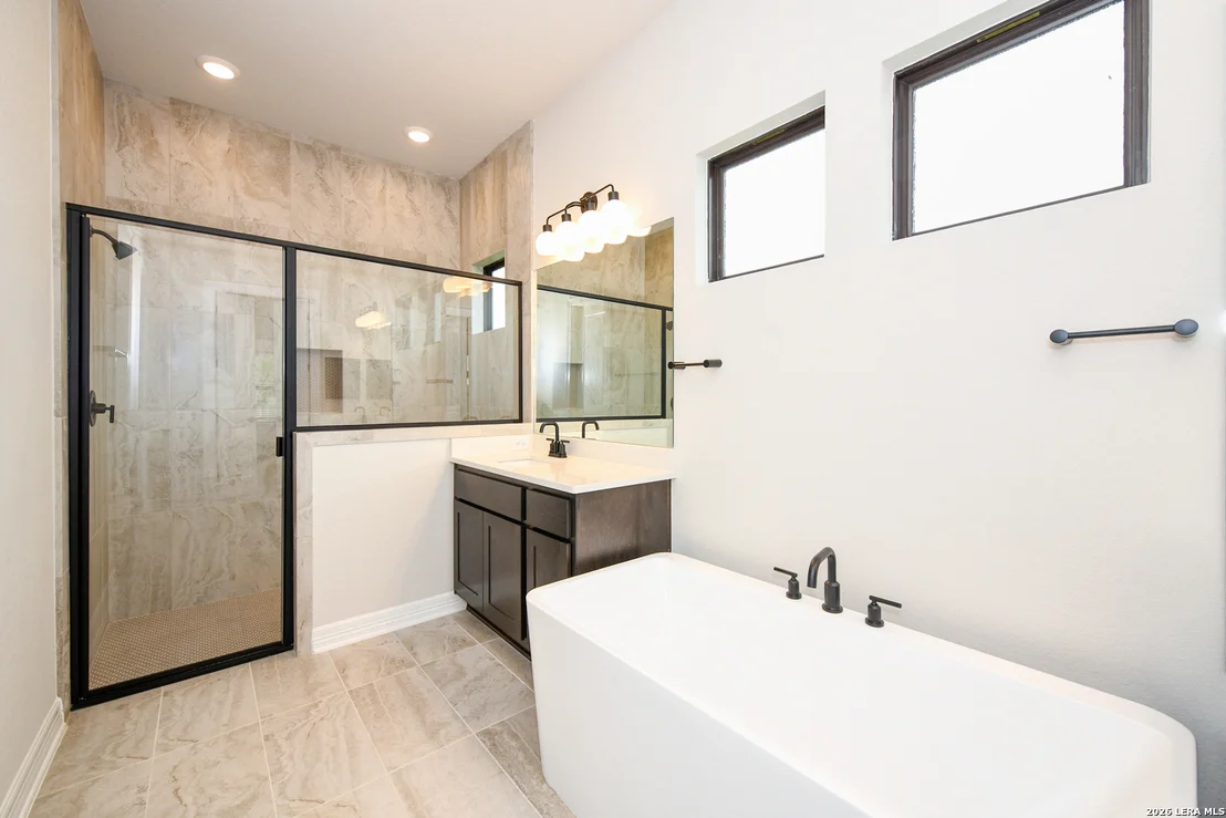 Photo of 972 Nolte Bend