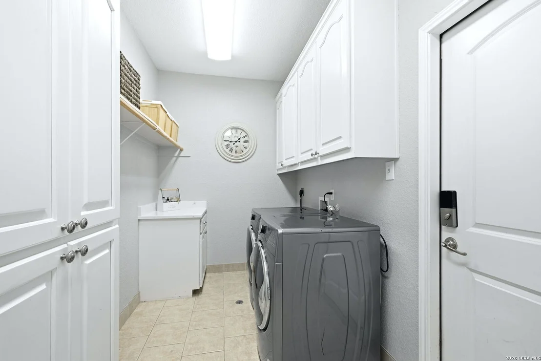 Photo of 1120 Glenwood Loop