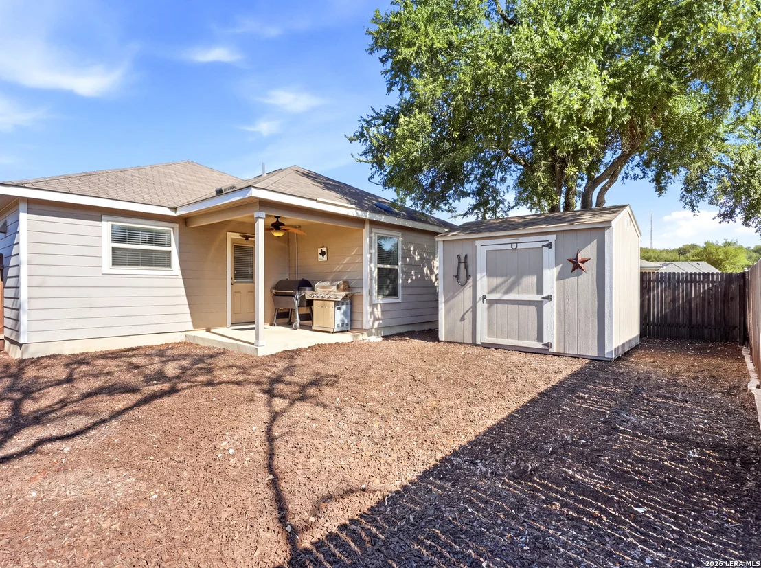 Photo of 32116 Macey Oak