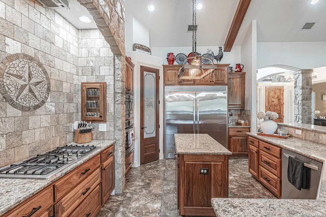 Photo of 819 County Road 356