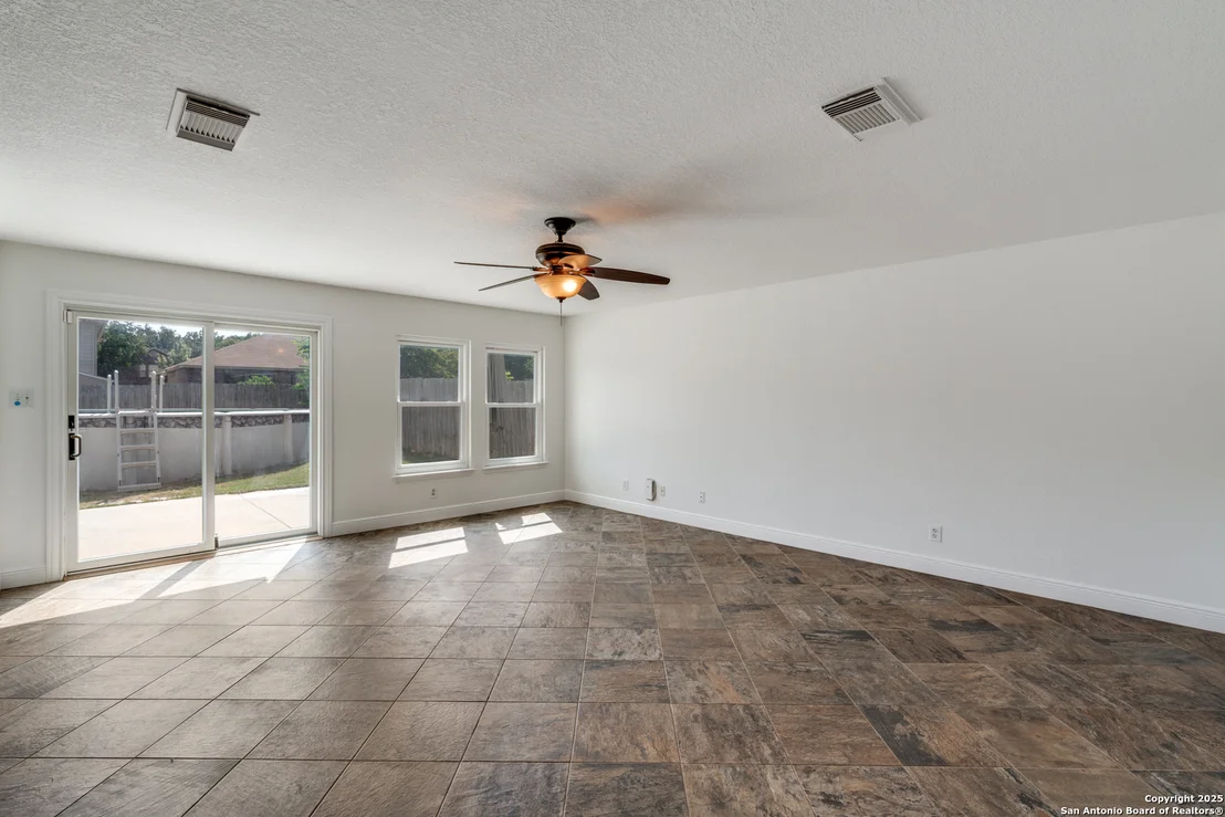 Photo of 6230 Higbee
