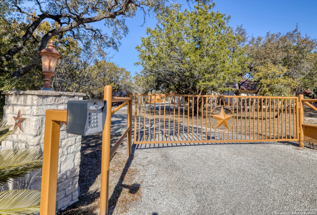Photo of 93 Saddle Mountain Rd