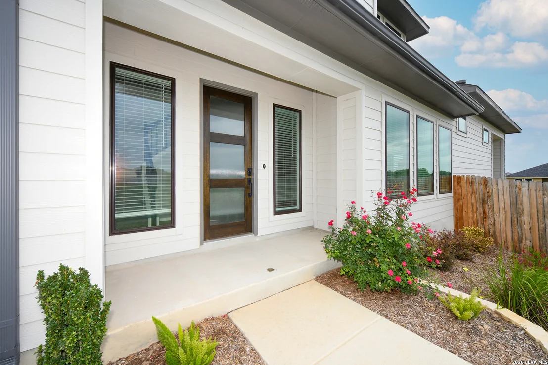 Photo of 972 Nolte Bend