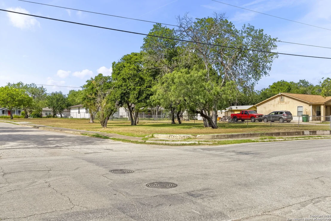 Photo of 267 McNarney St.